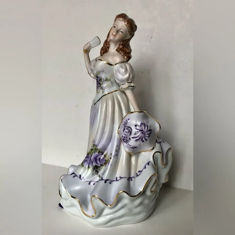 MUSIC BOX LADY PLAYS FOR ELISA IN DRESS WHITE, PURPLE FLOWERS AND TRIM GOLD